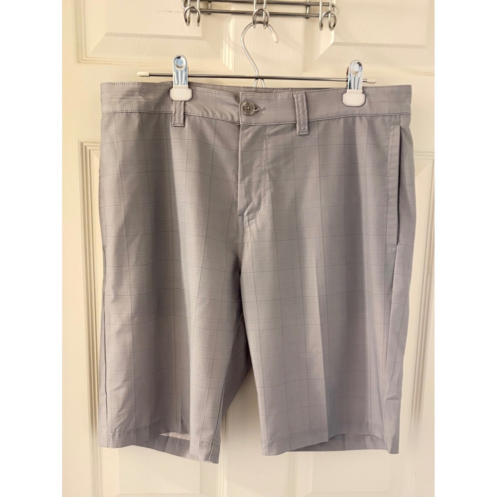 TravisMathew Men's 34 Gray Windowpane Plaid Stretch Performance Golf Shorts